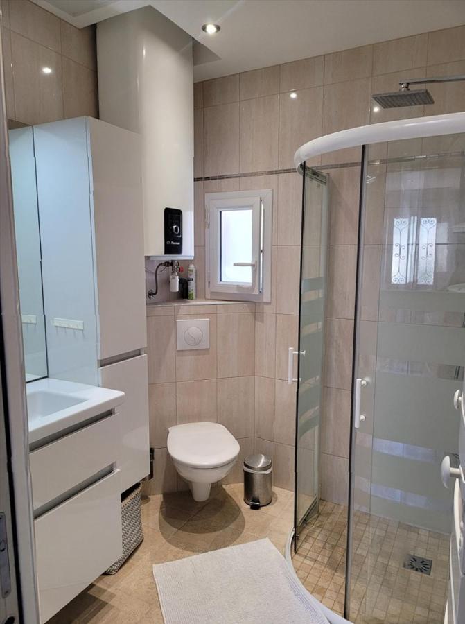 1 Chambre Paisible A La Trinite Proche De Nice Et Monaco Ngoại thất bức ảnh